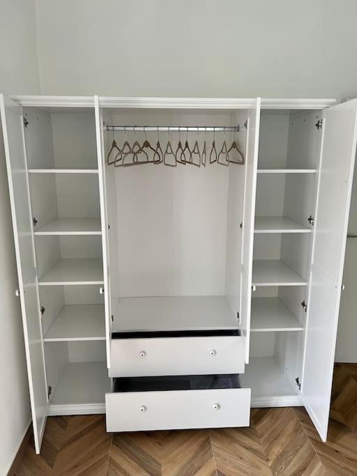 Casa Sassari - Vicino Porta Susa F.S. トリノ エクステリア 写真