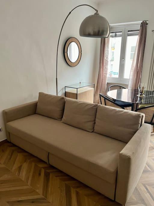 Casa Sassari - Vicino Porta Susa F.S. トリノ エクステリア 写真